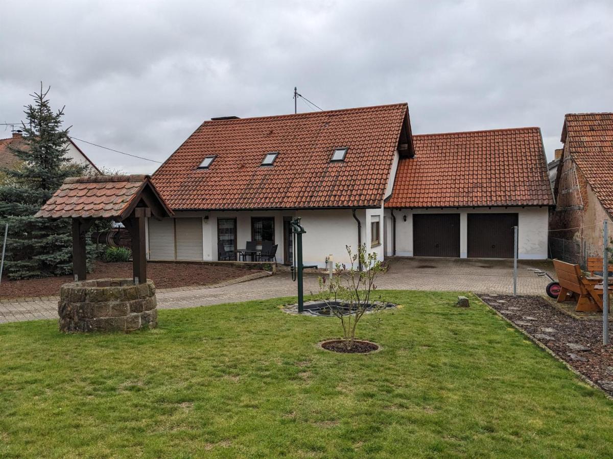 Ferienwohnung Madenburgblick Eschbach  Exterior photo